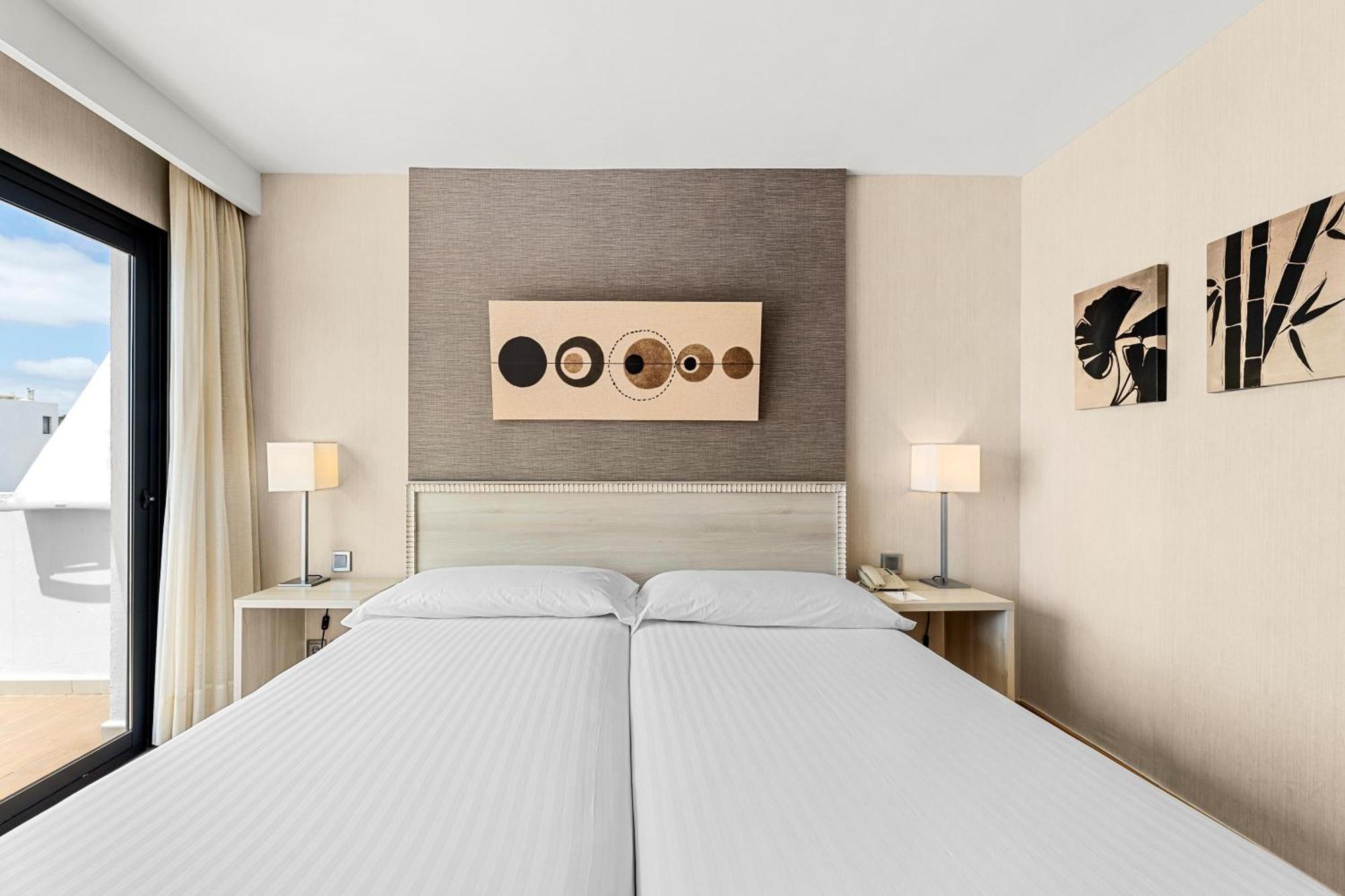 Double or Twin Room,1613421304:JPEG